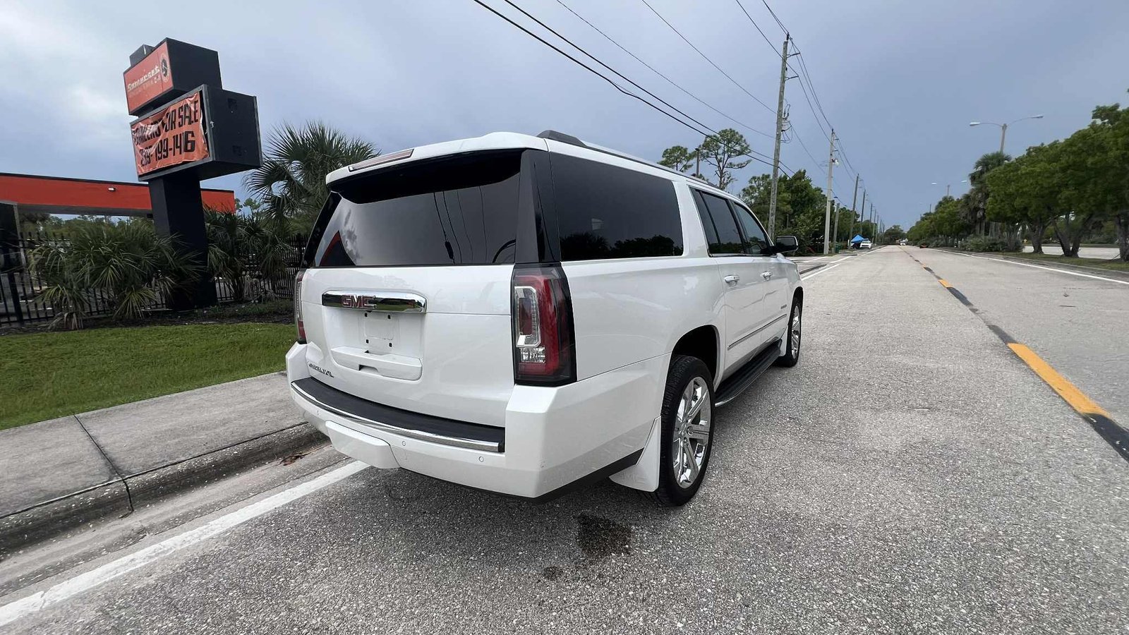 Edit 2015 Honda Pilot EX-L 2WD 5-Spd AT image 11